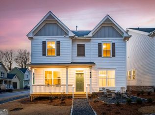 907 E Green Ln, Clarkston, GA 30021