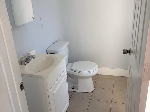 80 Alder St #2, Waterbury, CT 06708