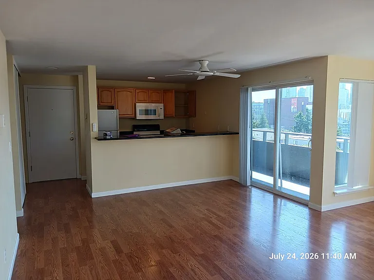 1001 Taylor Ave N — Photo 49