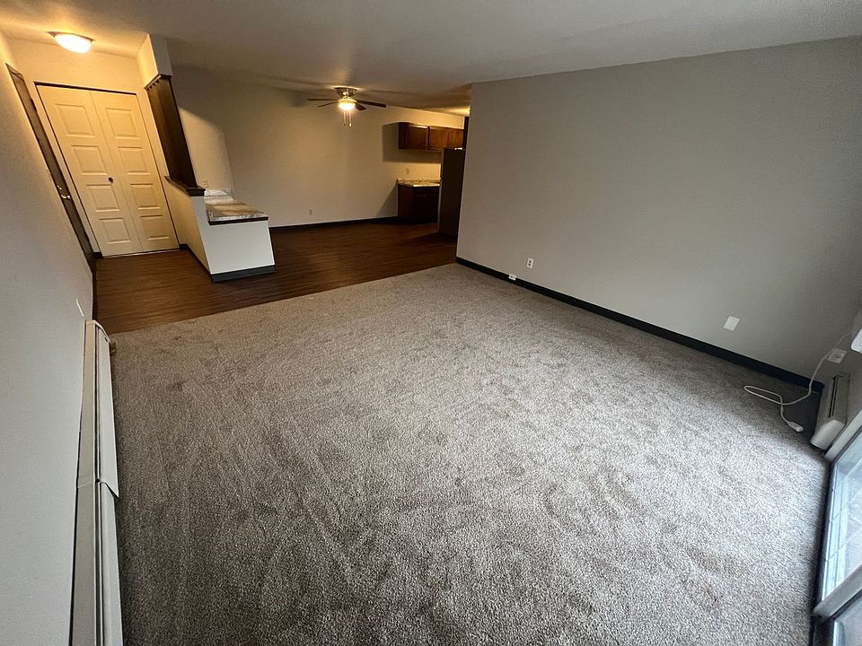 1st image of 202 Williamsburg Dr APT 6