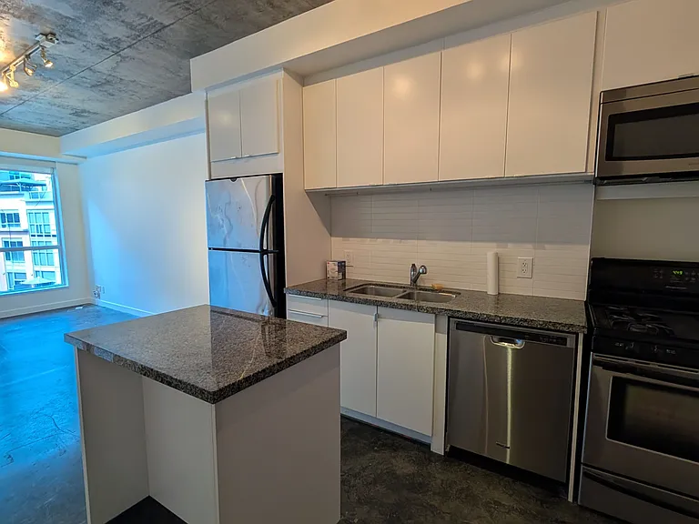 1 Shaw St #303 — Photo 4