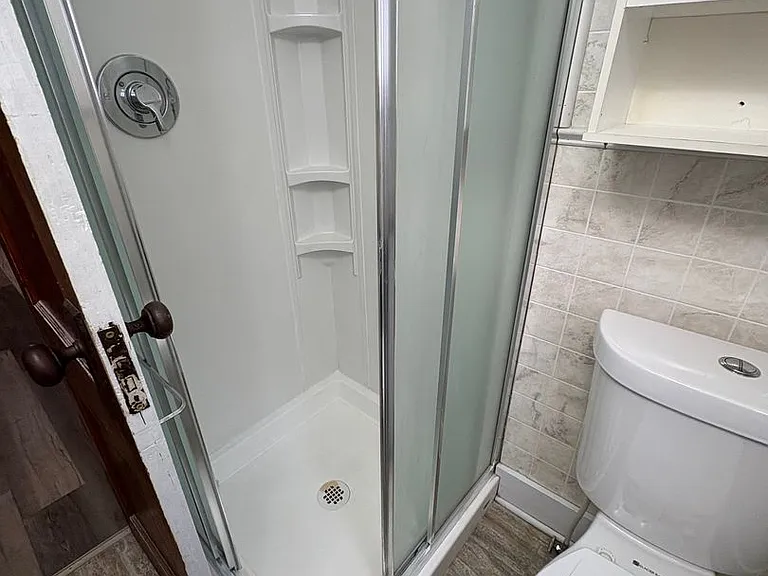 1115 Hollister Ave — Photo 18