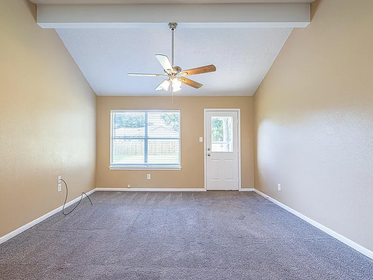 16381 Many Trees Ln — Photo 10