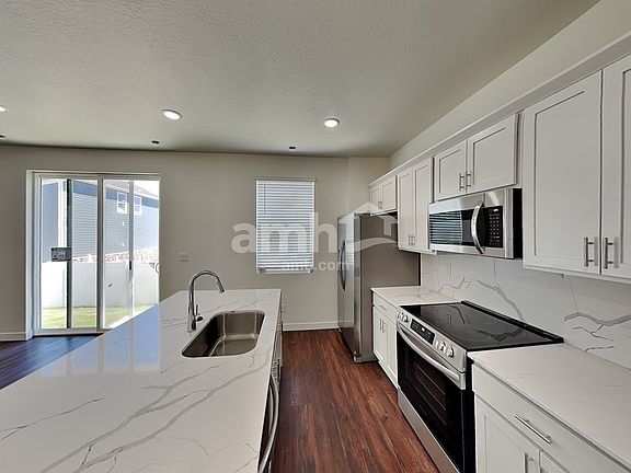 4th image of 8949 S John Annie Ln