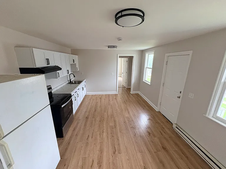 86 N 4th St #3 — Photo 3