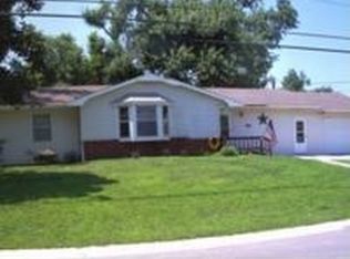 418 Valley St, Cameron, MO 64429