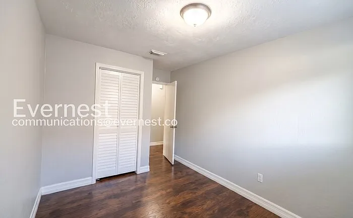 1379 Dell Dale St — Photo 13