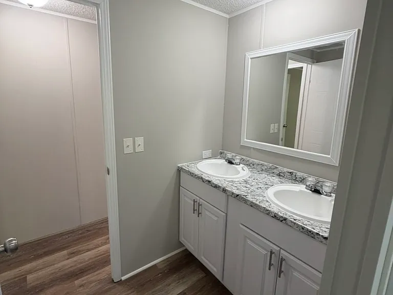 109 Corn Rd — Photo 15
