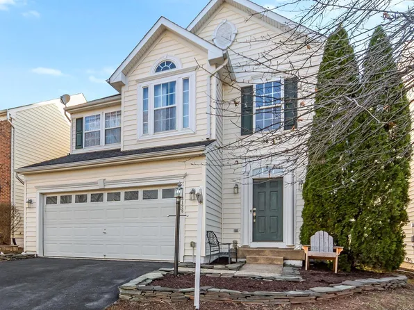 16128 Sheringham Way, Gainesville, VA 20155