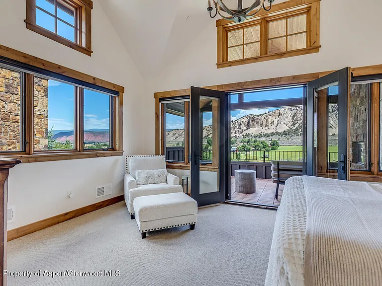 138 Club Lodge Dr — Photo 18