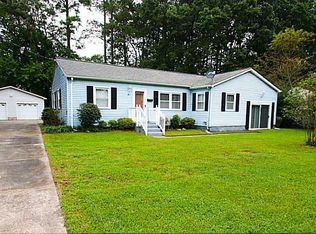 41 Whites Ln, Newport News, VA 23606