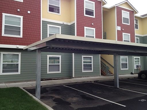 2nd image of 917 SE 9th Dr APT 115