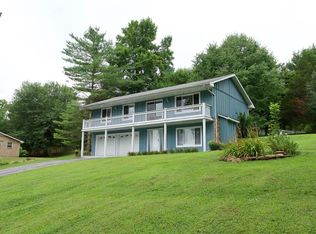 2643 Lake Valley Dr, Cookeville, TN 38506