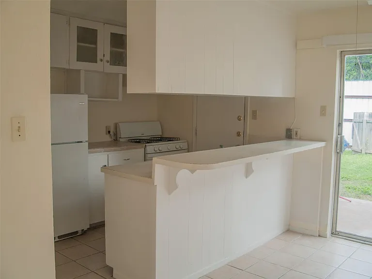 1745 Wooten Park Dr #101 — Photo 7