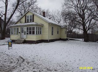 115 1st Ave, Rochelle, IL 61068