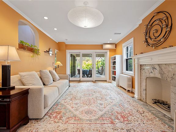 3rd image of 1220 Bellerock St