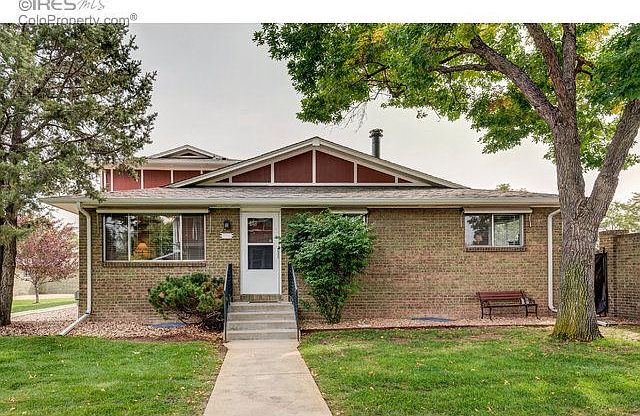 1st image of 740 27th Ave