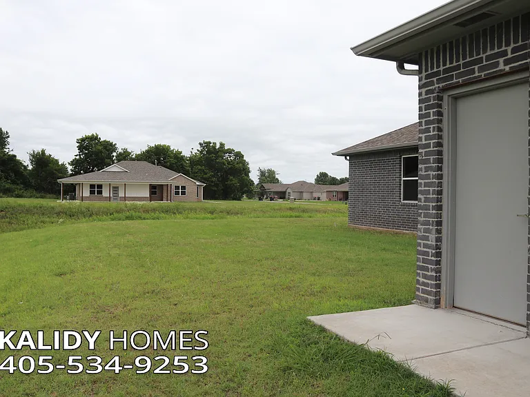 109 Olde Mill Rd — Photo 32