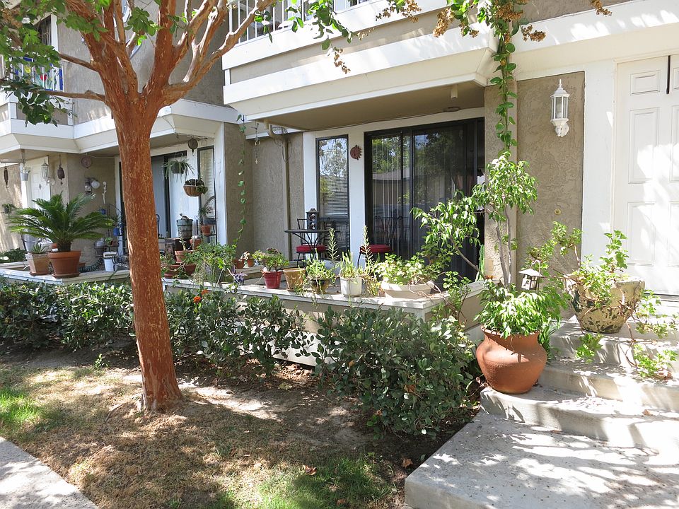 1st image of 250 S Seneca Cir #33