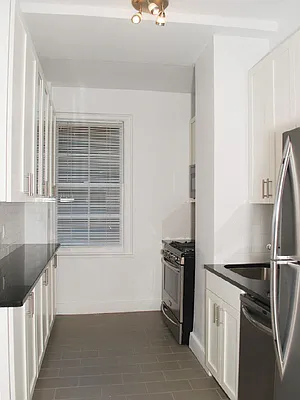 Sold by Sotheby's International Realty | media 4
