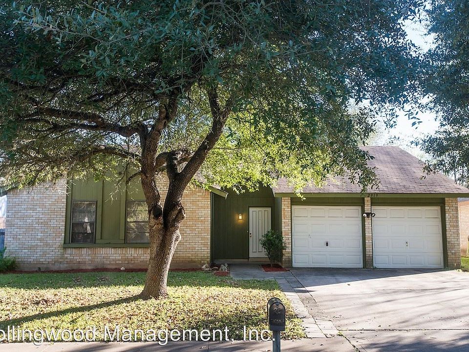 1st image of 2919 Headly Dr