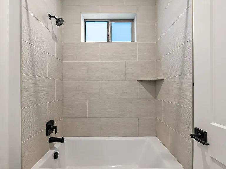 1806 N Black Elm Ln — Photo 10