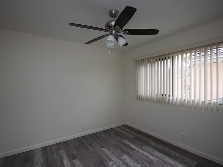 207 S 3rd Ave #7 — Photo 14