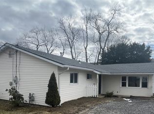 55 Dover Dr, Cranberry Township, PA 16066