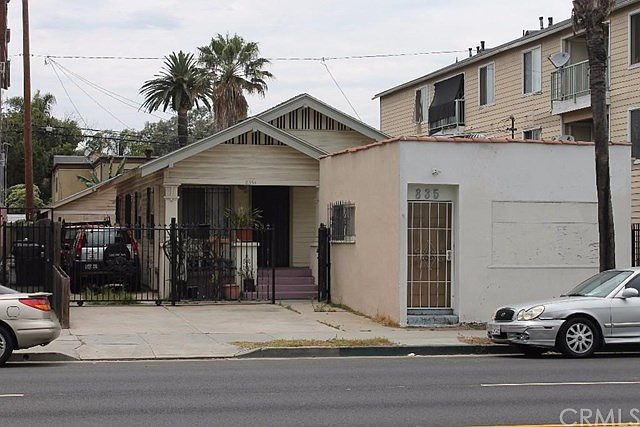 1st image of 835 Redondo Ave