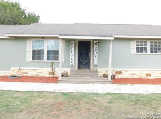 1212 State Highway 173, Bigfoot, TX 78005