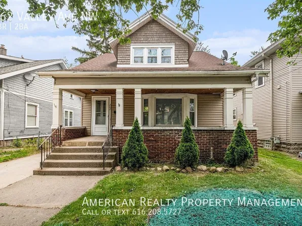 262 Valley Ave NW, Grand Rapids, MI 49504