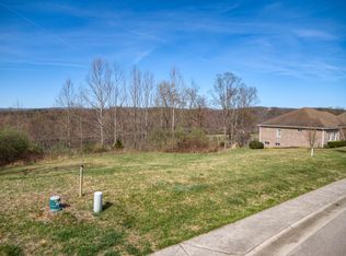 8182 River Course Dr, Radford, VA 24141