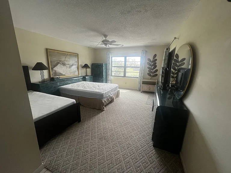 1754 Cape Coral Pkwy E — Photo 7