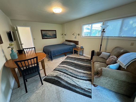2nd image of 1330 R St #B