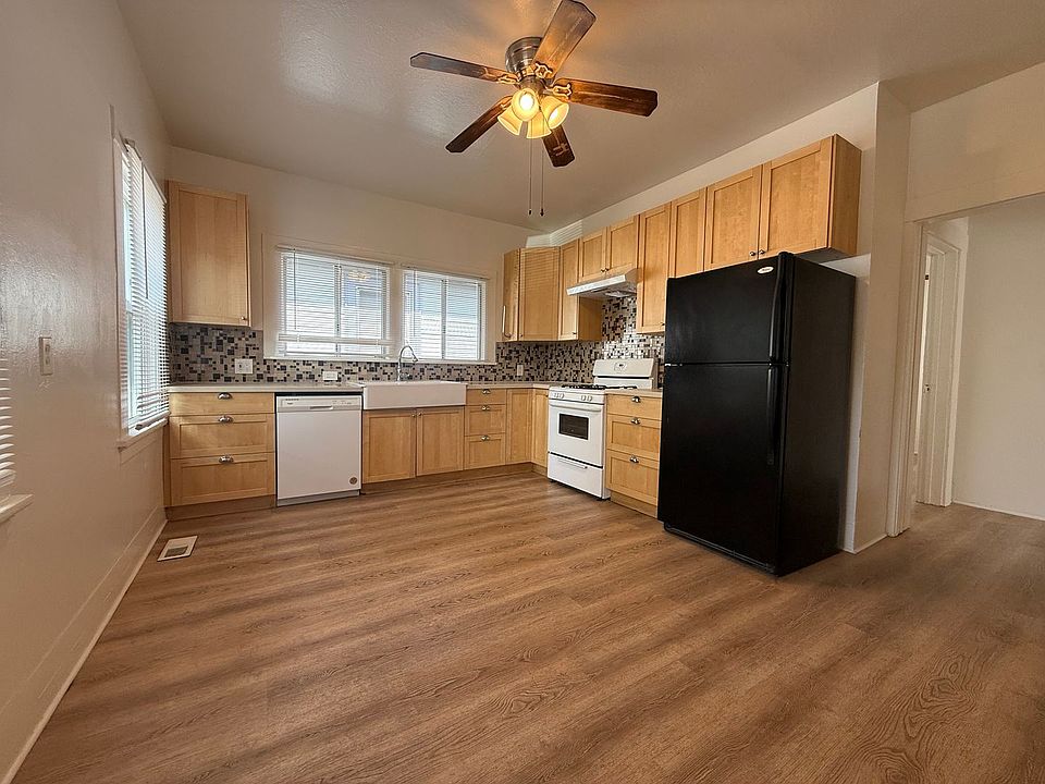 1st image of 287 N 10th St #B