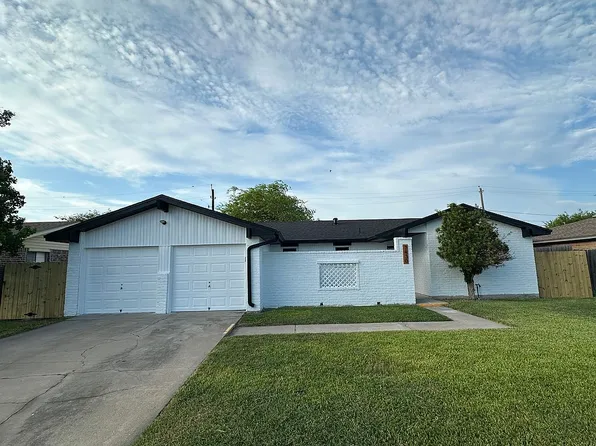 7430 Milky Way Dr, Corpus Christi, TX 78412
