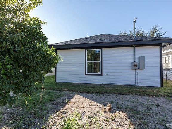 5th image of 511 E Huisache St
