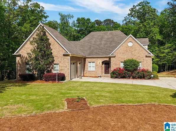 124 Emerald Lake Dr, Indian Springs, AL 35124