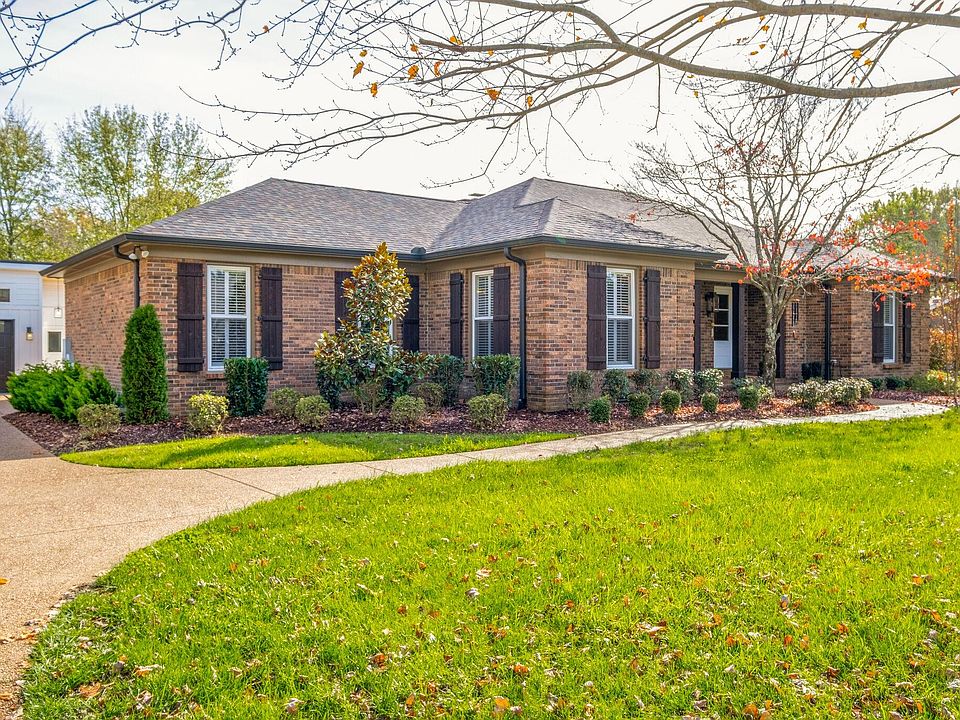 1st image of 4605 Brown Leaf Dr