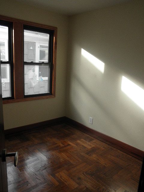 2nd image of 4318 Clarendon Rd