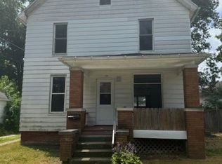 104 Division St, La Porte, IN 46350