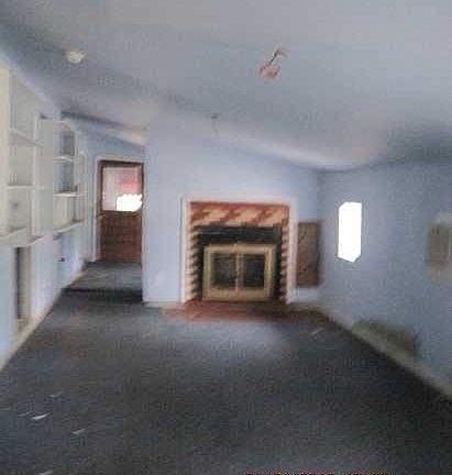 4th image of 419 E Mayfair Ln