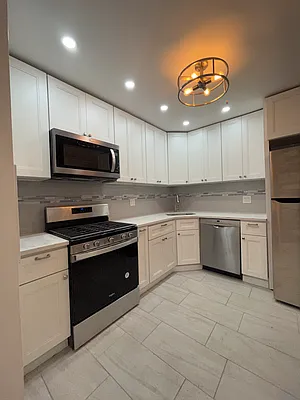 Rented by Compass | media 32