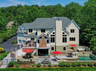 25 Broadway Rd, Warren, NJ 07059