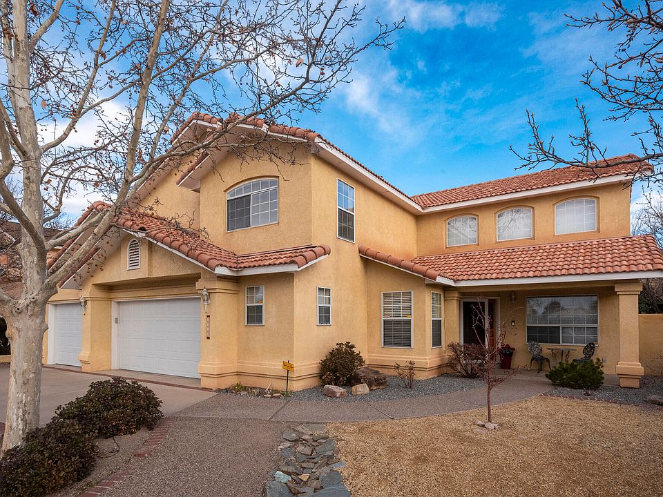 1st image of 5412 Vista Lejana NE