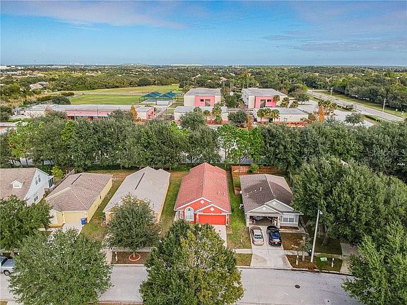 5th image of 7419 Oxford Garden Cir