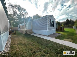 14542 Enchanted Waters Dr, Willis, TX 77318