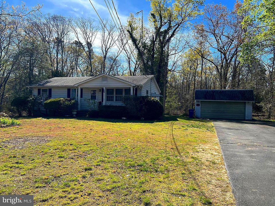 1st image of 2421 Cedar St