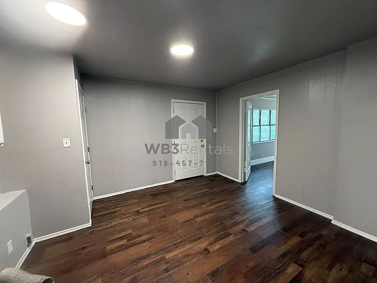 1116 Maple St — Photo 13