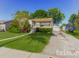 1449 S Wolf Rd, Des Plaines, IL 60018